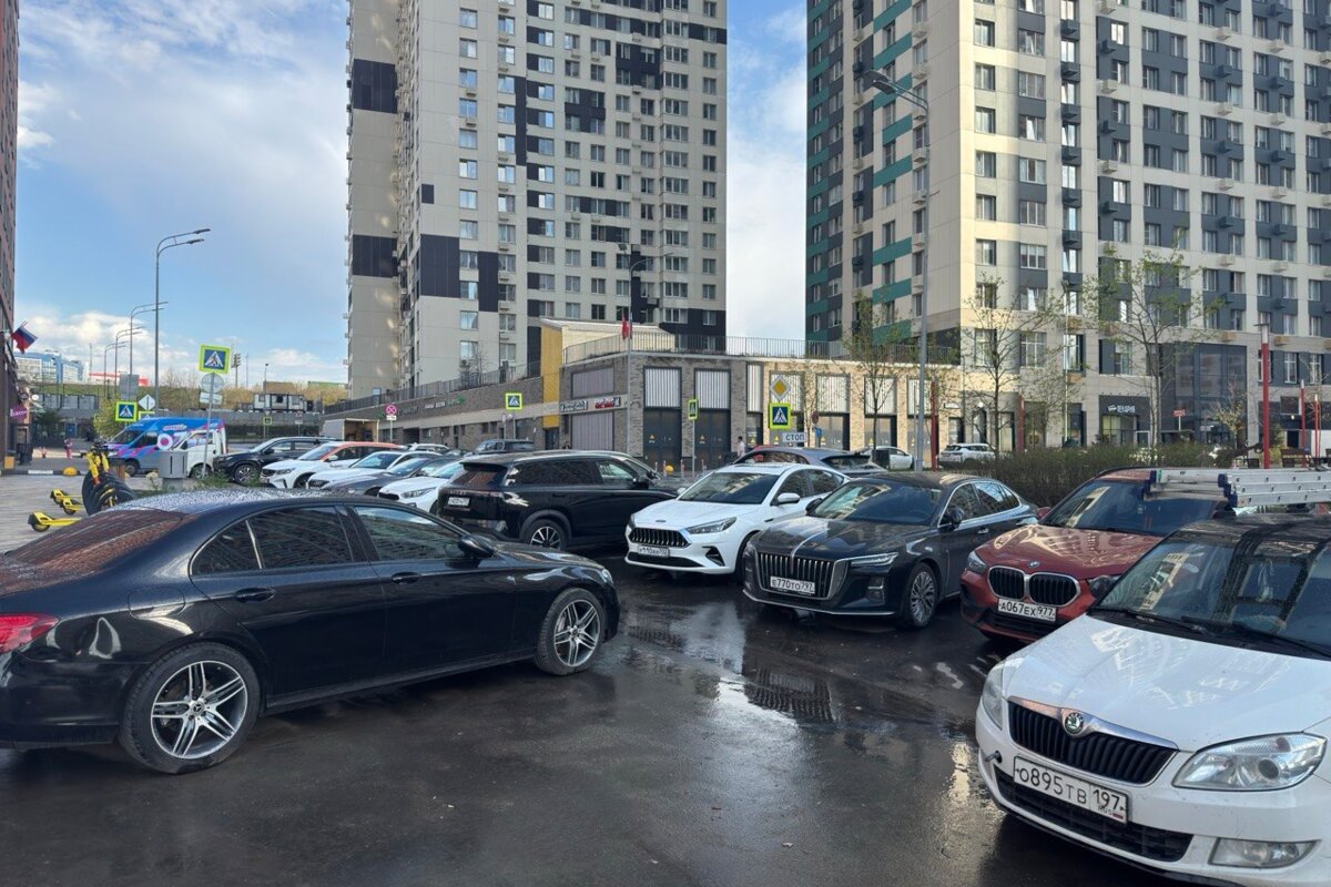 Продажа торгового помещения в ЖК "Спутник"