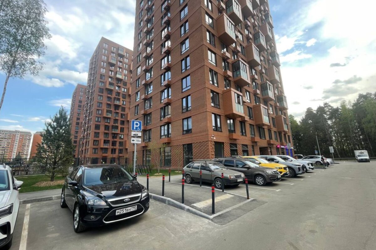 Аренда торгового помещения ЖК "Квартал Авиаторов"