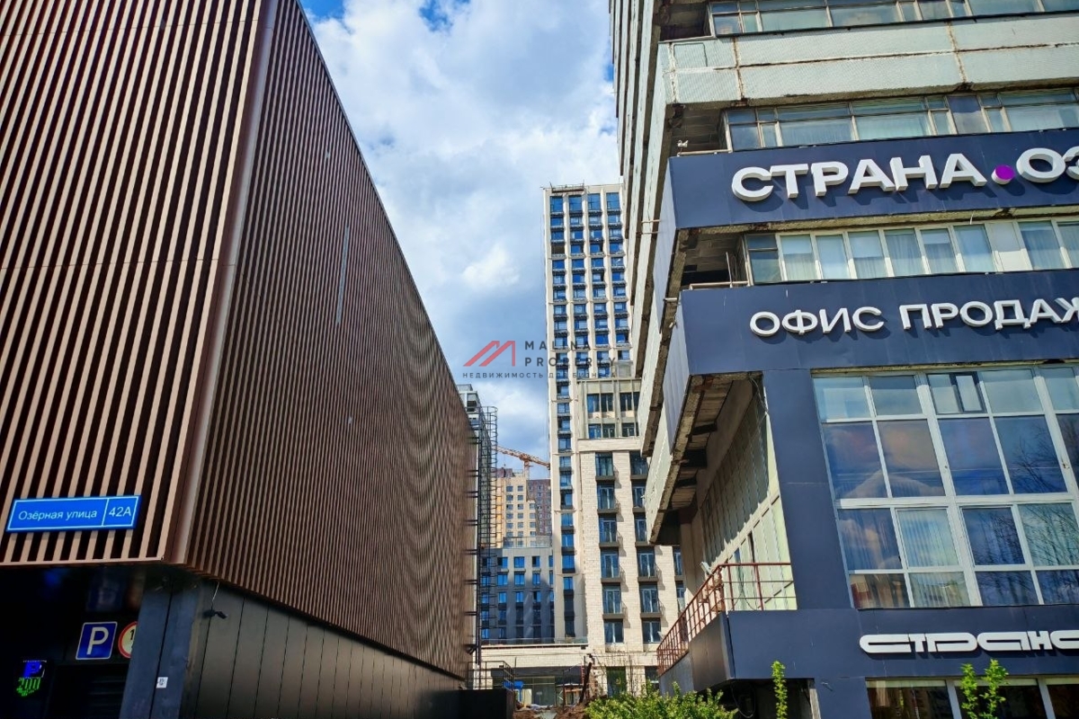 Продажа помещения с арендатором в ЖК "Cтрaна Oзёрная"