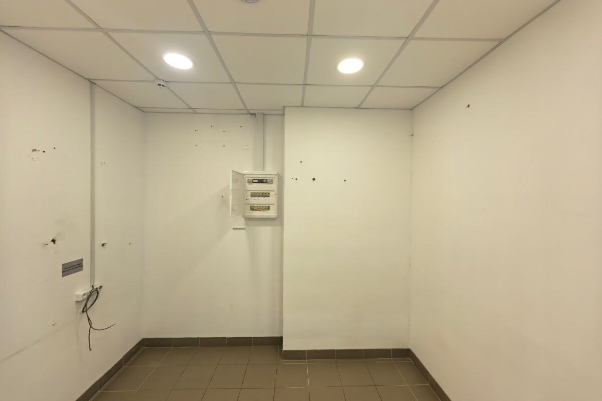 Аренда углового помещения в ЖК "Мой адрес на Клинской" 