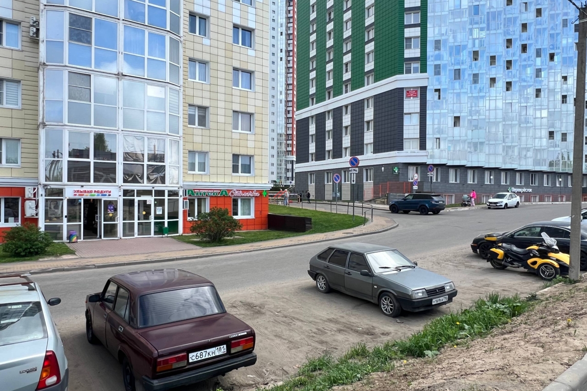 Продажа торгового помещения с сетевыми арендаторами
