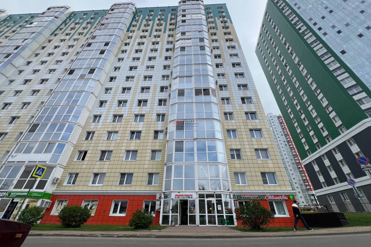Продажа торгового помещения с сетевыми арендаторами