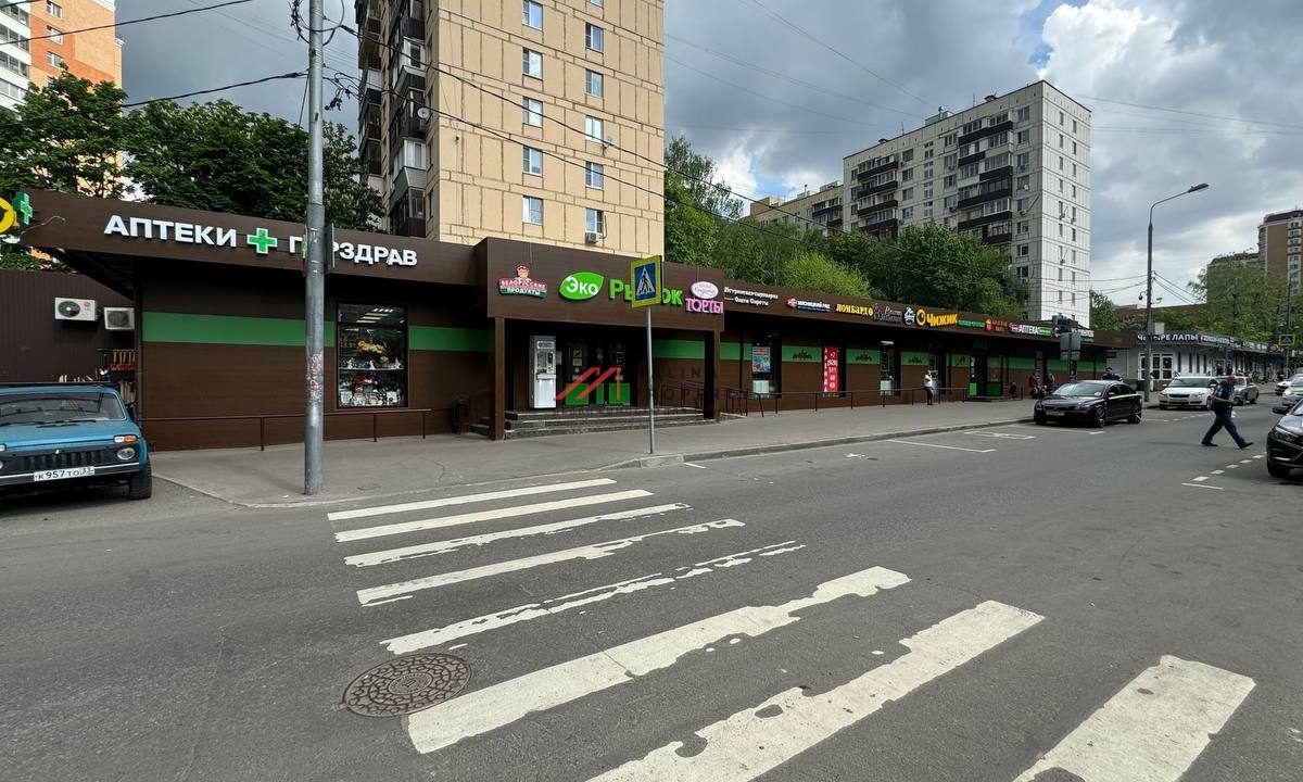 Продажа торгового помещения с арендаторами 
