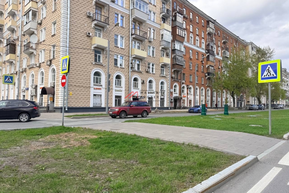 Аренда торгового помещения возле м. Сокол