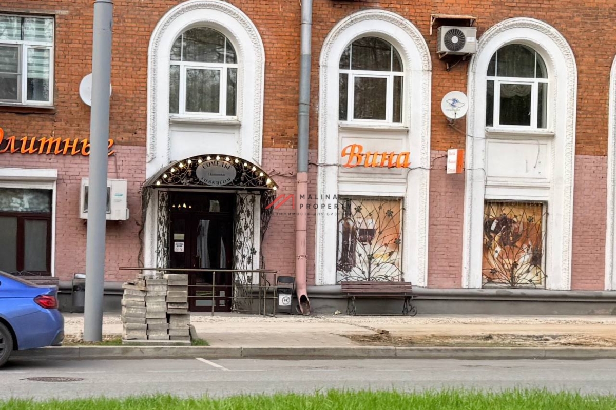 Аренда торгового помещения возле м. Сокол