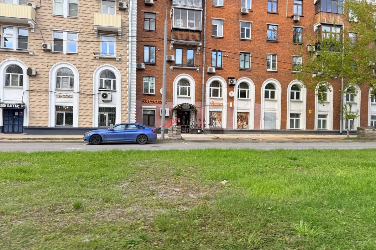 Аренда торгового помещения возле м. Сокол