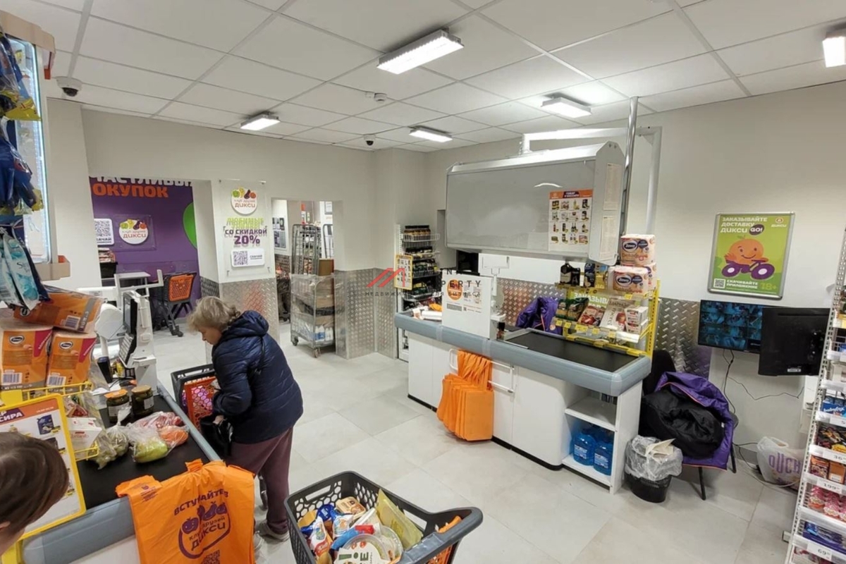 Продажа торгового помещения с магазином "Дикси"