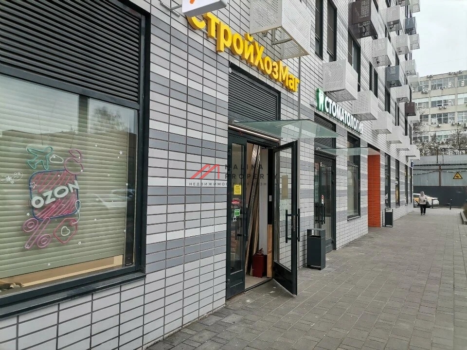 Продажа помещения с арендатором в ЖК "Амурский парк" 