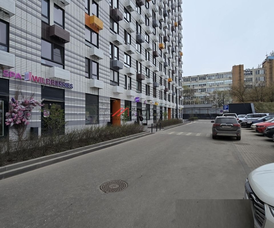 Продажа помещения с арендатором в ЖК "Амурский парк" 