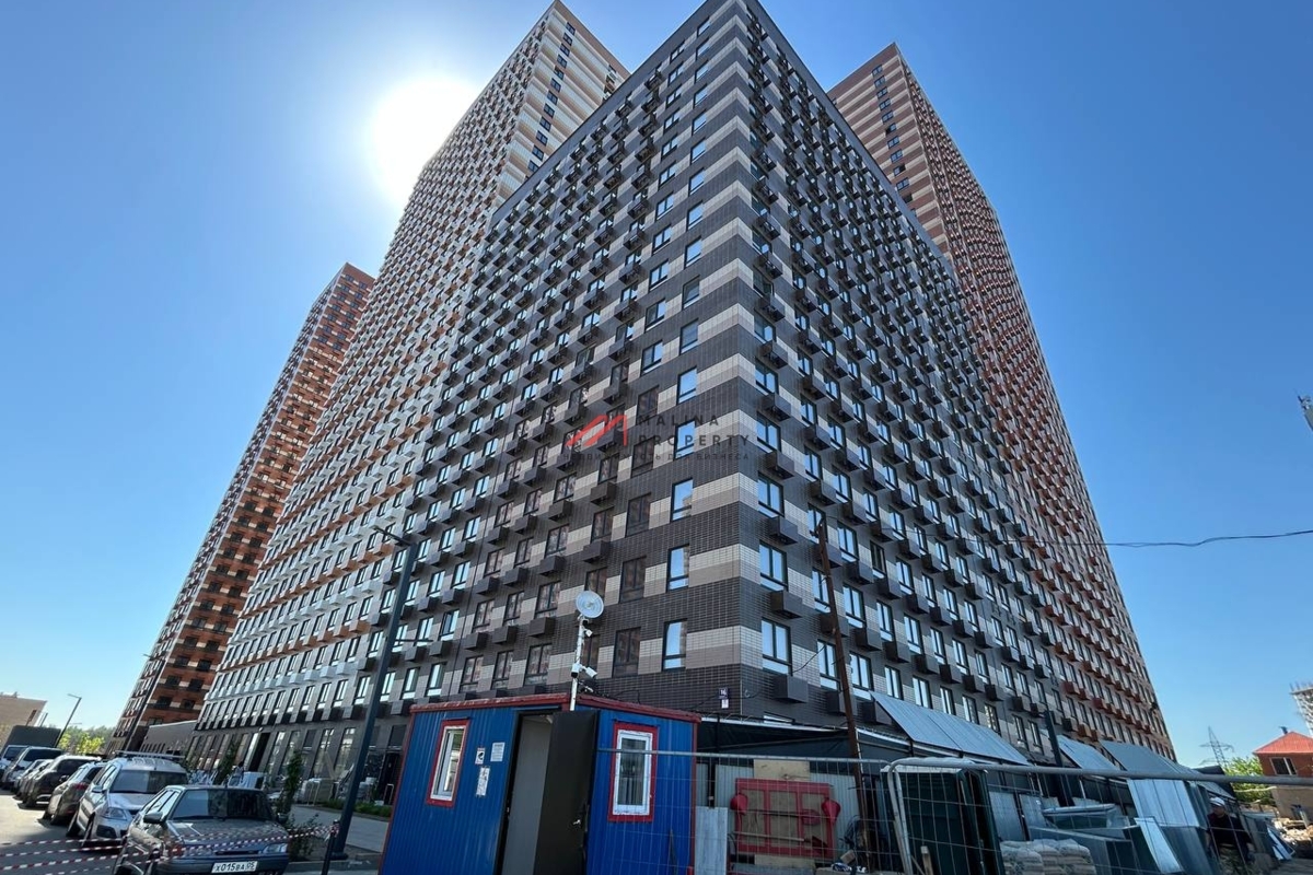 Продажа помещения с арендатором аптека "Здравсити"
