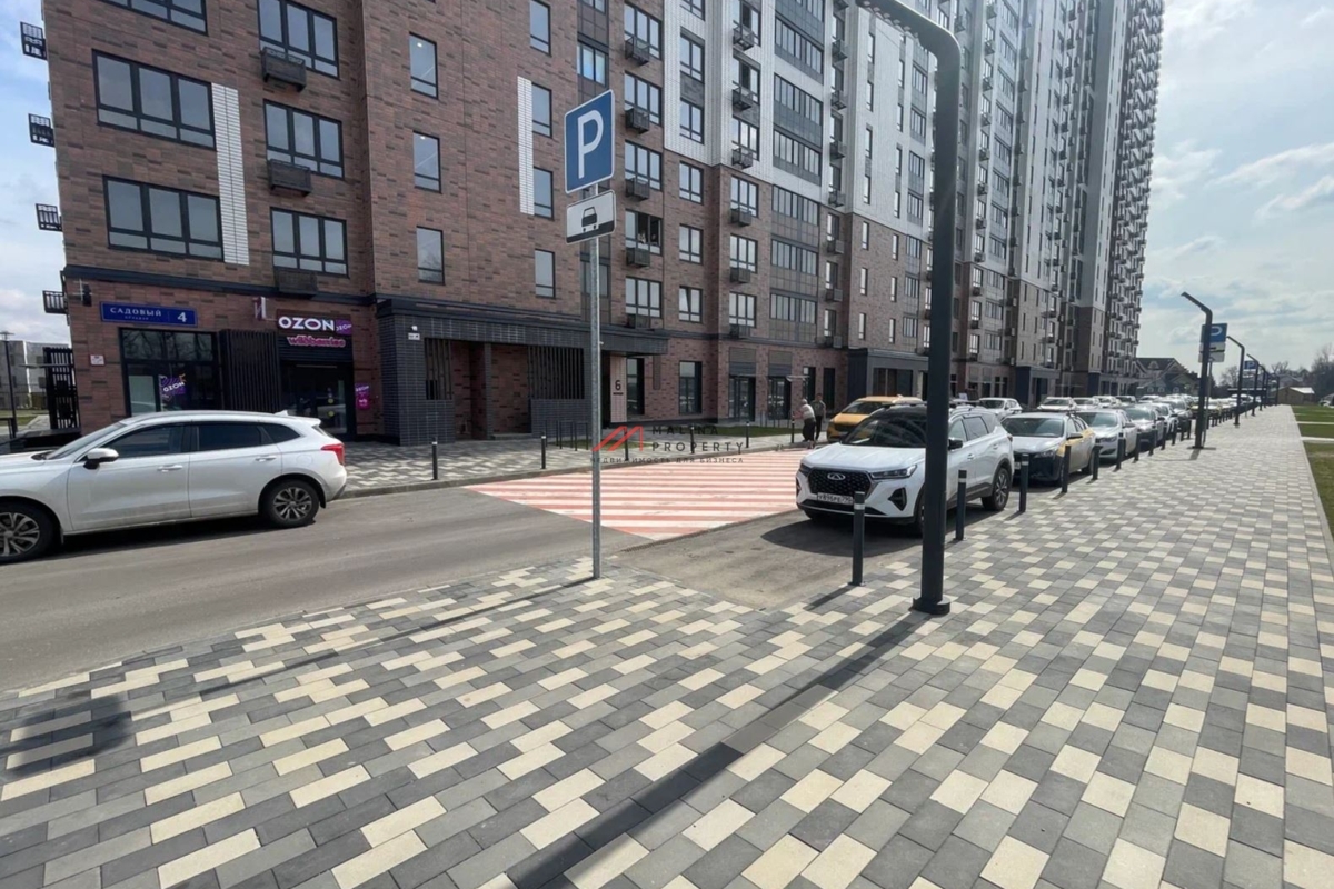 Продажа торгового помещения с арендатором  в ЖК "1-й Южный" 