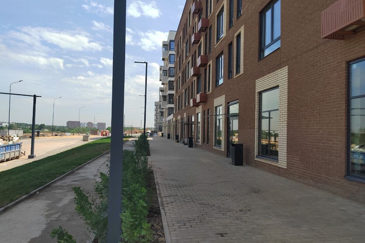 Продажа торгового помещения в ЖК "Квартал Западный"