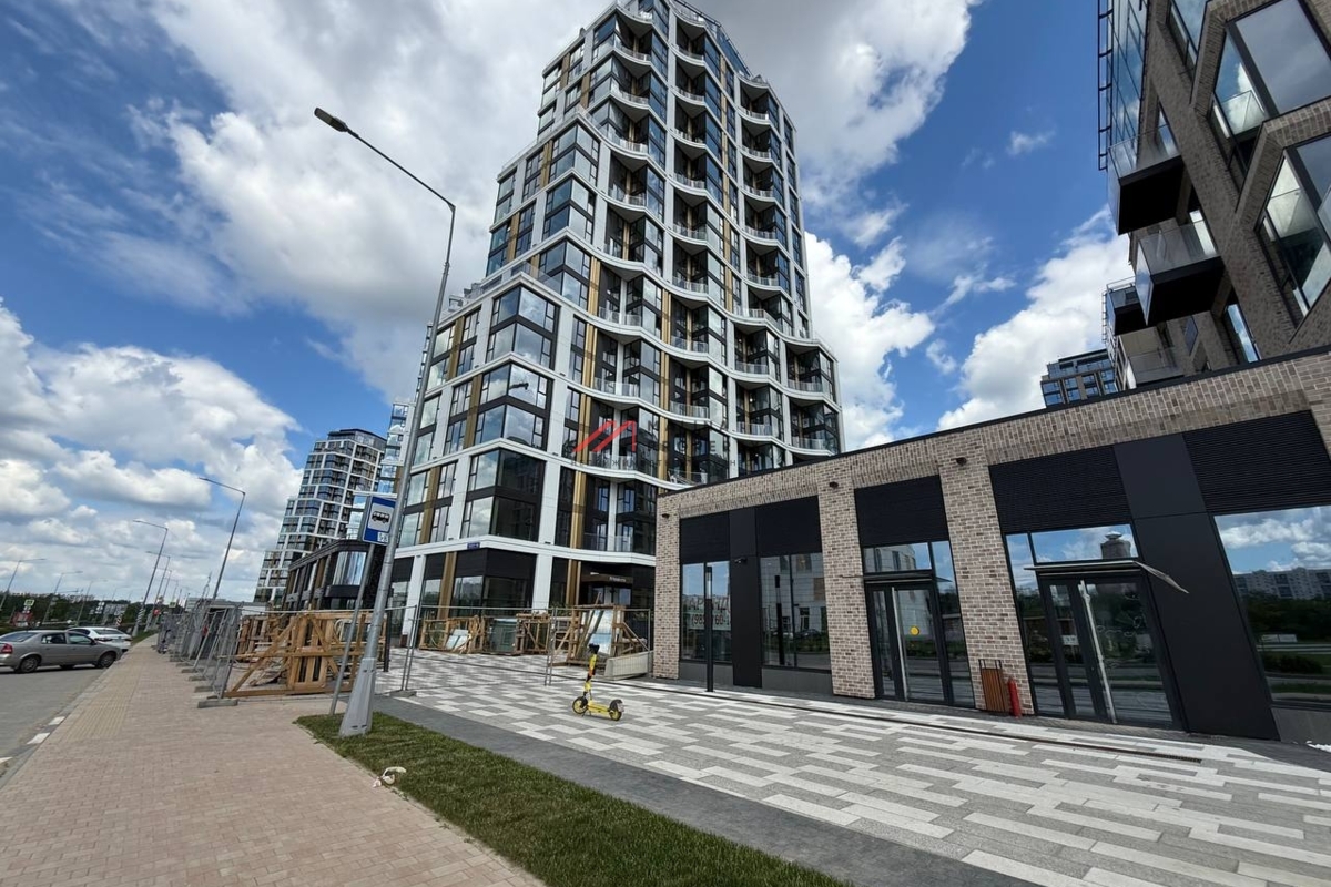 Продажа помещения в ЖК Примавера, 1-я линия
