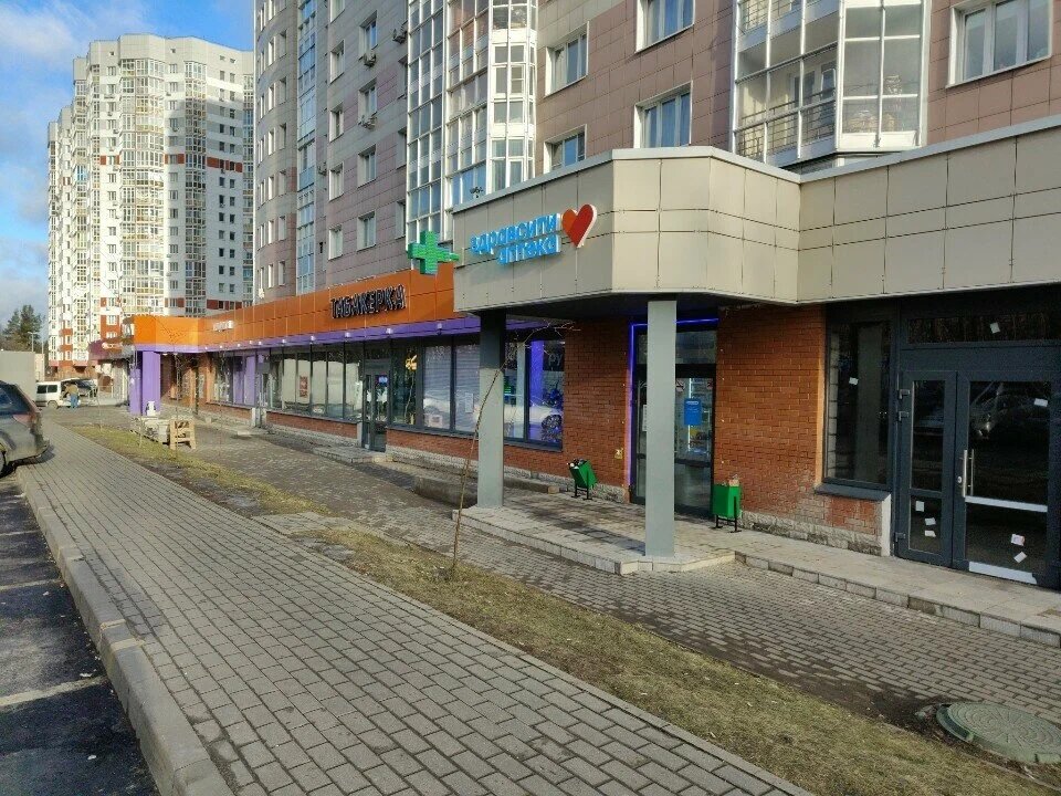 Аренда торгового помещения  рядом с Дикси 