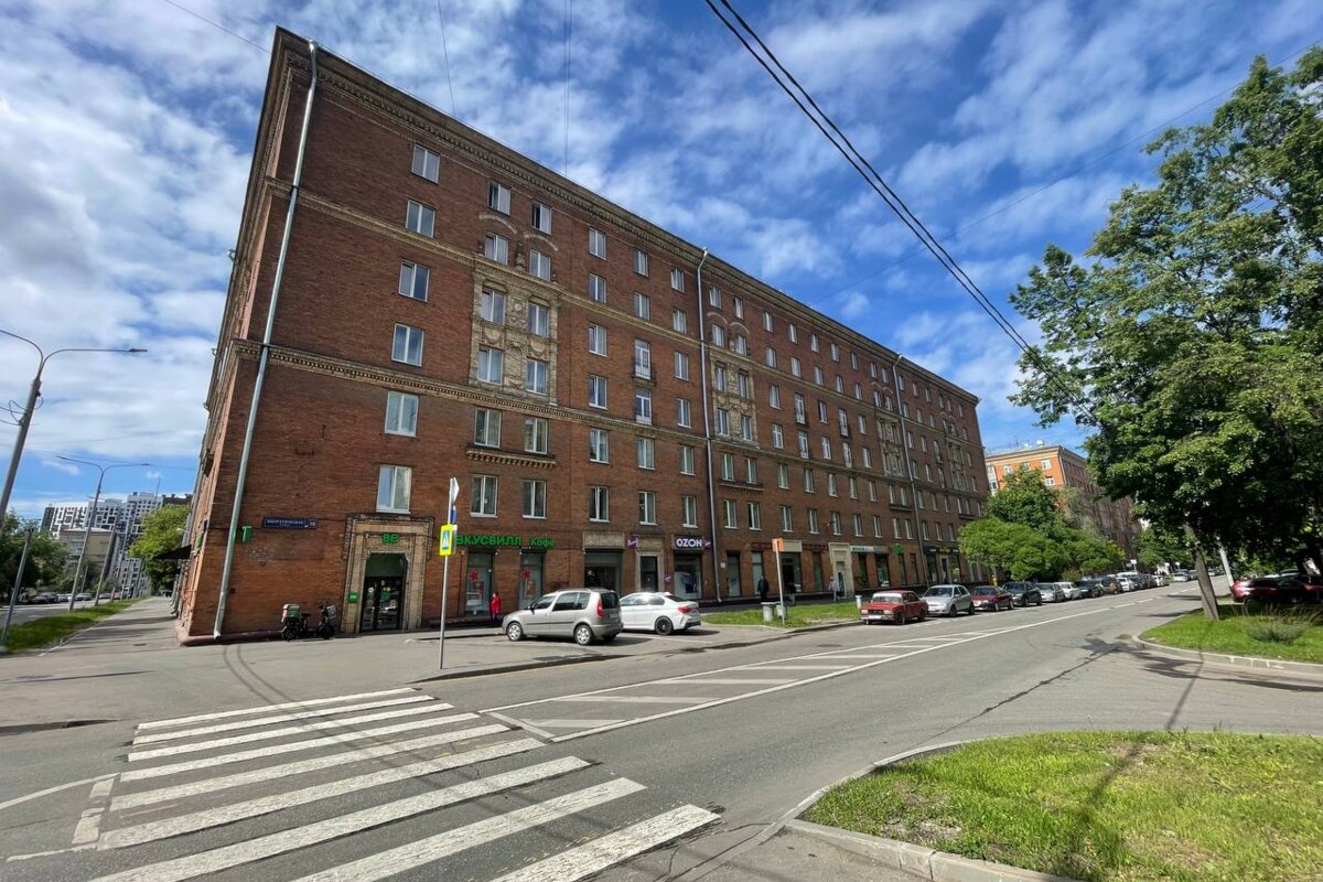 Продажа помещения с арендаторами