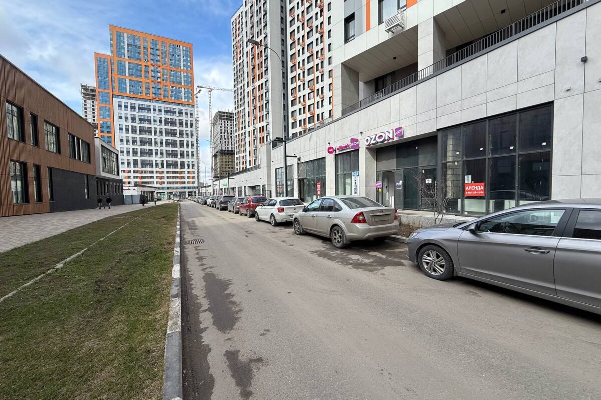 Продажа помещения с арендатором ПВЗ в ЖК "Спутник"
