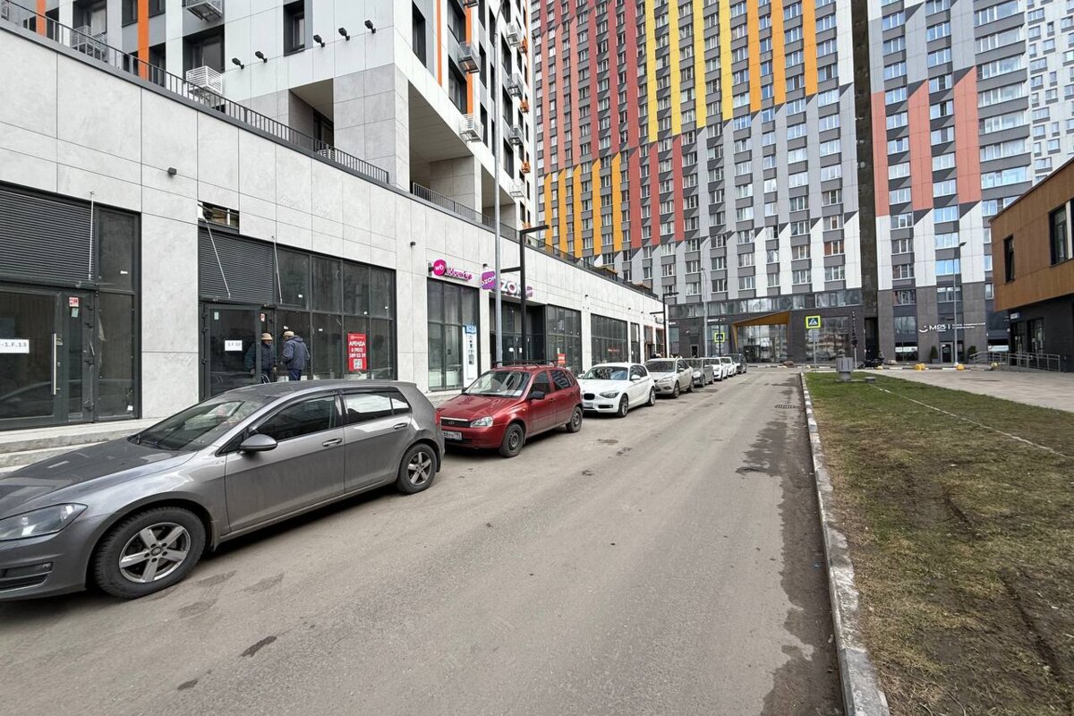 Продажа помещения с арендатором ПВЗ в ЖК "Спутник"