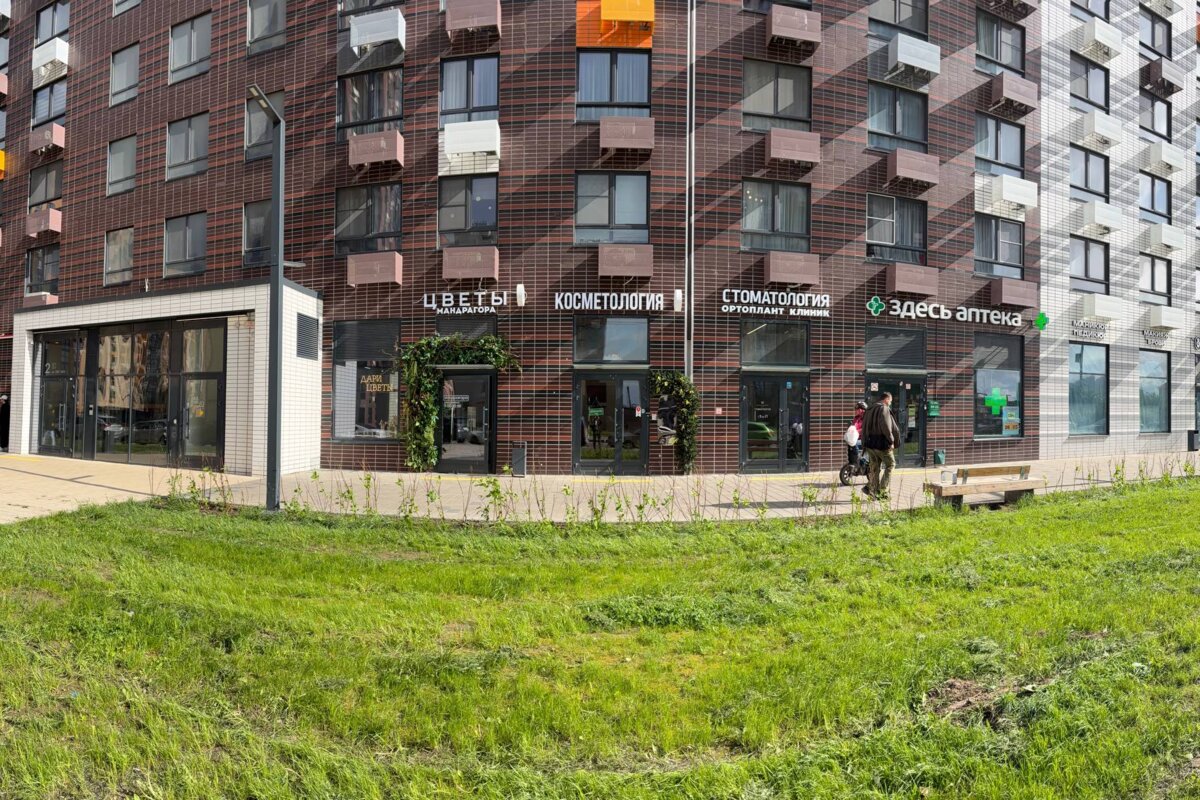 Продажа помещения с арендатором в ЖК "Амурский парк"