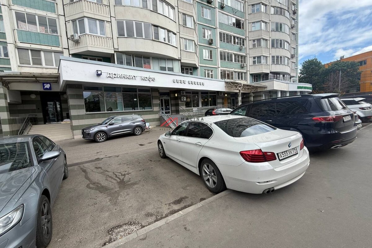 Продажа торгового помещения с арендатором Дринкит 