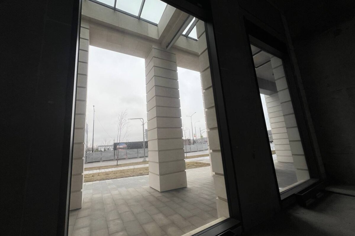 Продажа торгового помещения в ЖК "Остров"