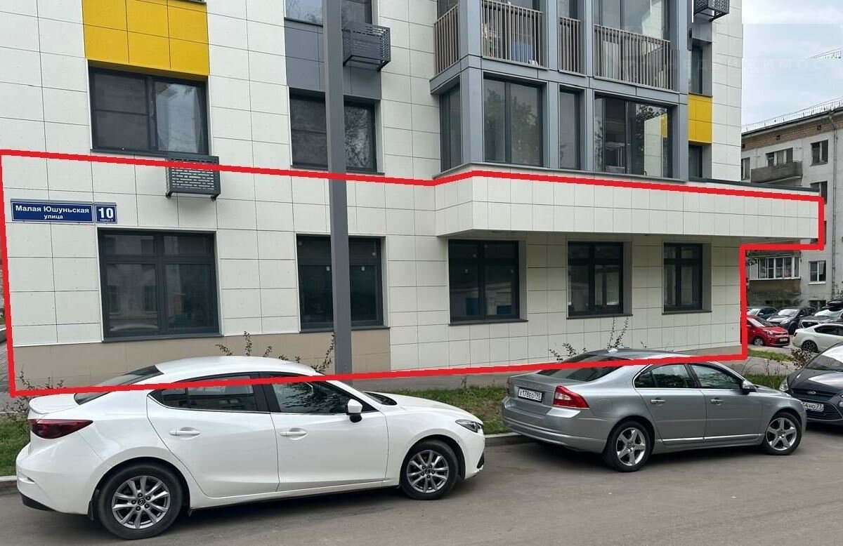Продажа помещения с магазином Красное и Белое в районе Каховская
