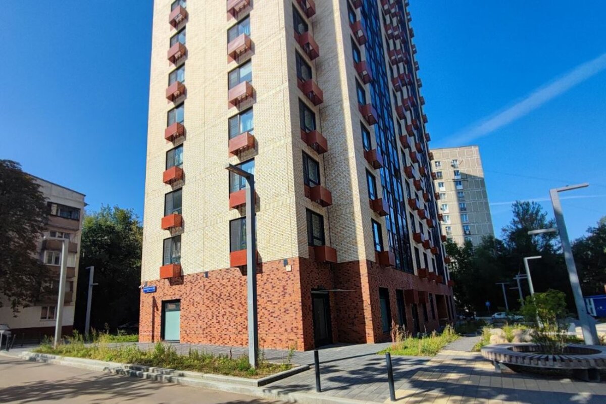 Аренда торгового помещения в новом доме 