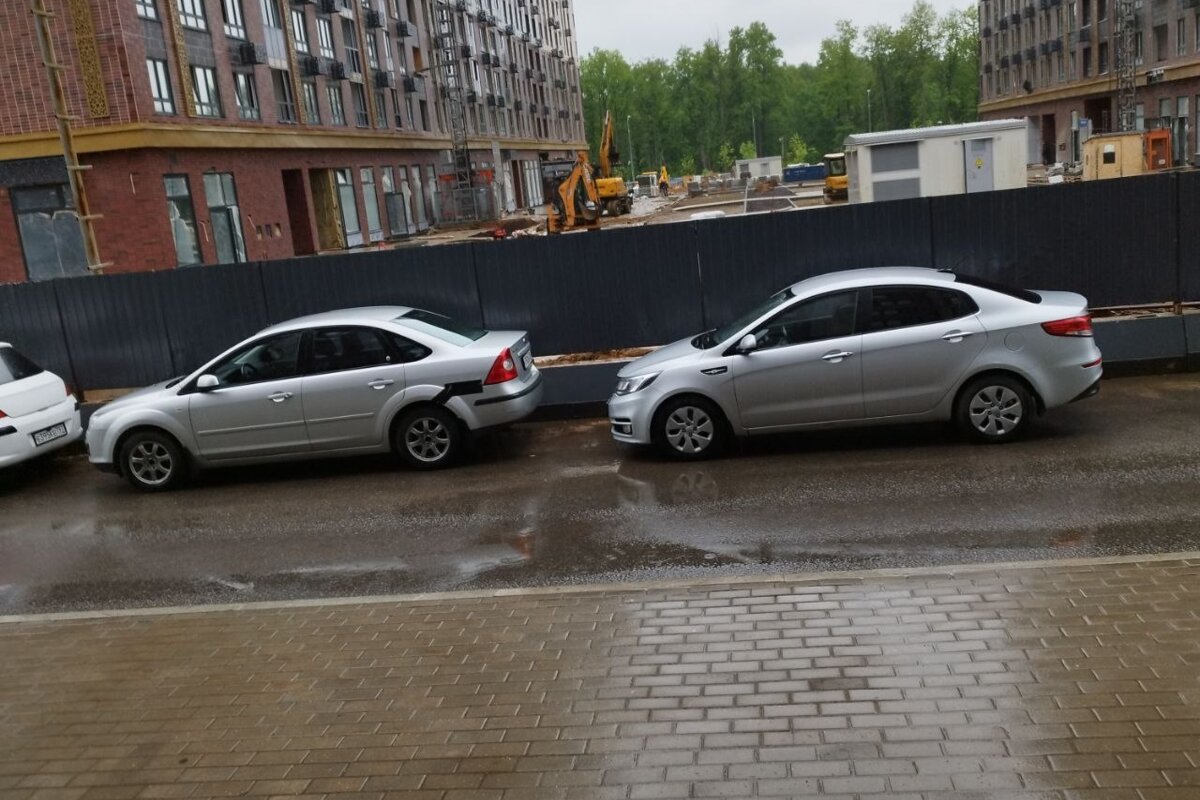 Продажа помещения с арендаторами в ЖК "1-й Ясеневский" 
