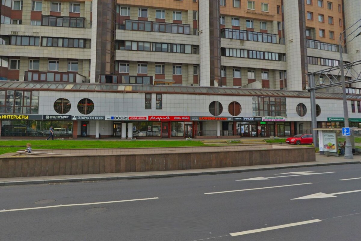 Продажа помещения с арендаторами в "Серебряный Берег" 
