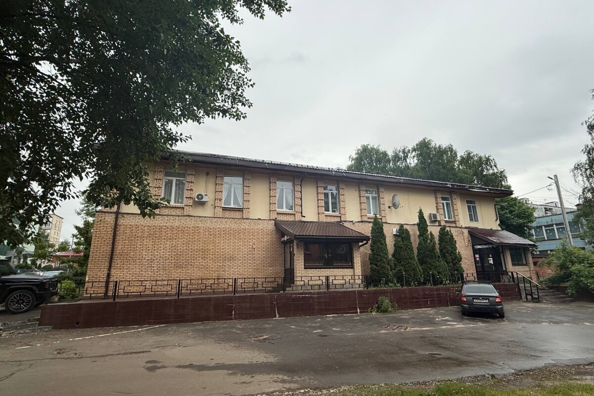 Продажа здания с банным комплексом и стоматологией 