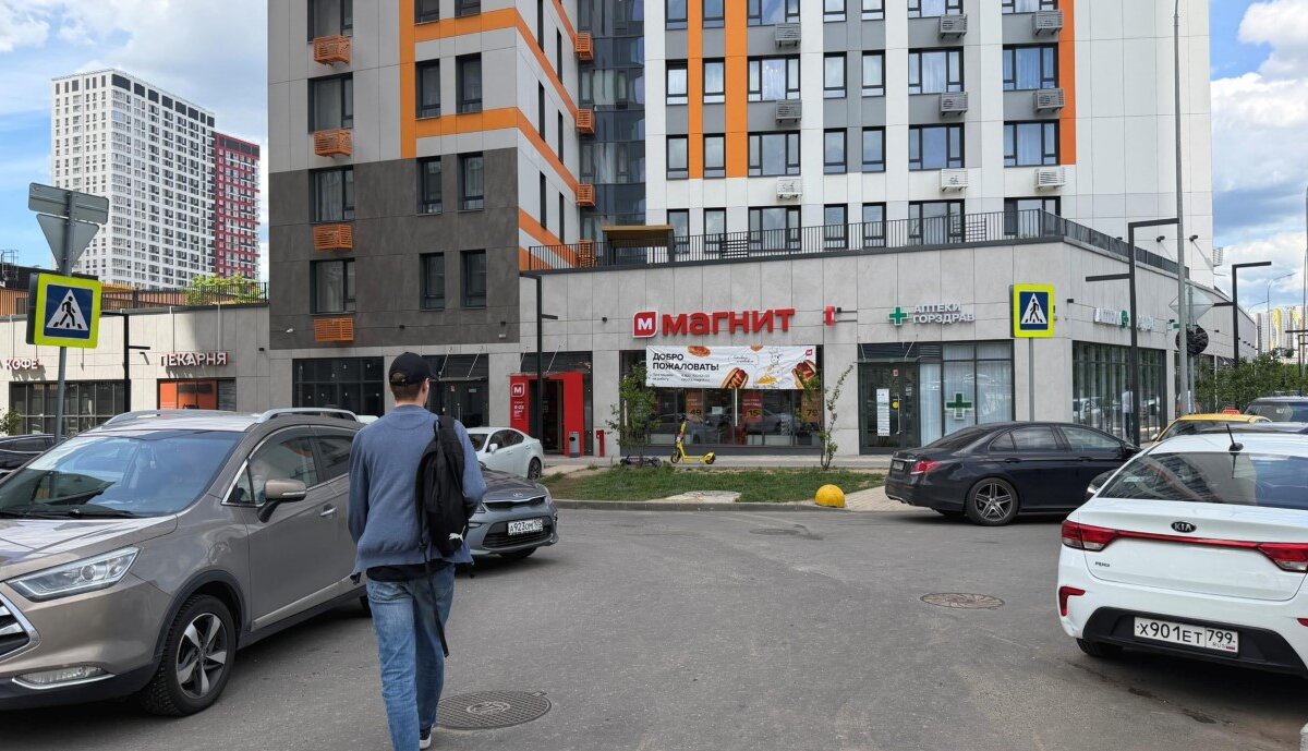 Продажа помещения с арендатором "Магнит" в ЖК Спутник
