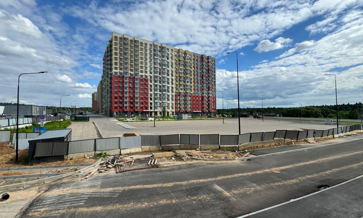 Продажа  помещения в ЖК "Цветочные Поляны Экопарк"