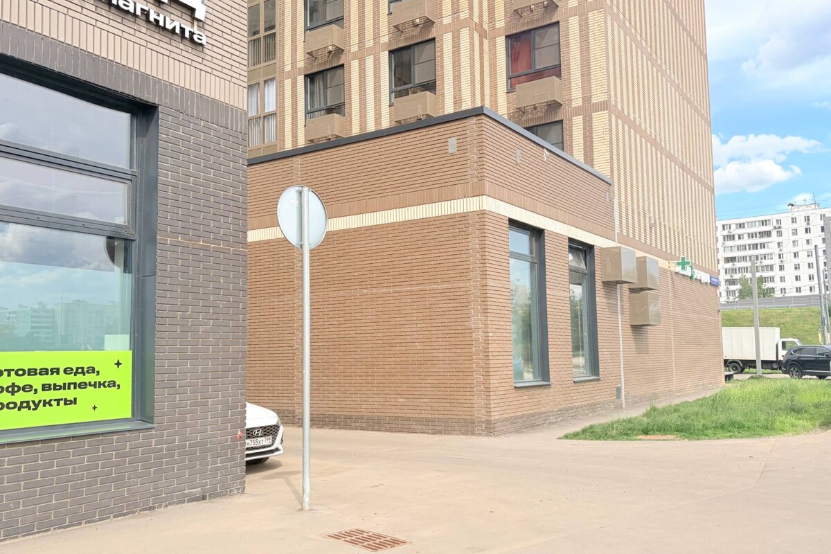 Продажа помещения на въезде в ЖК "Алтуфьевское 53"