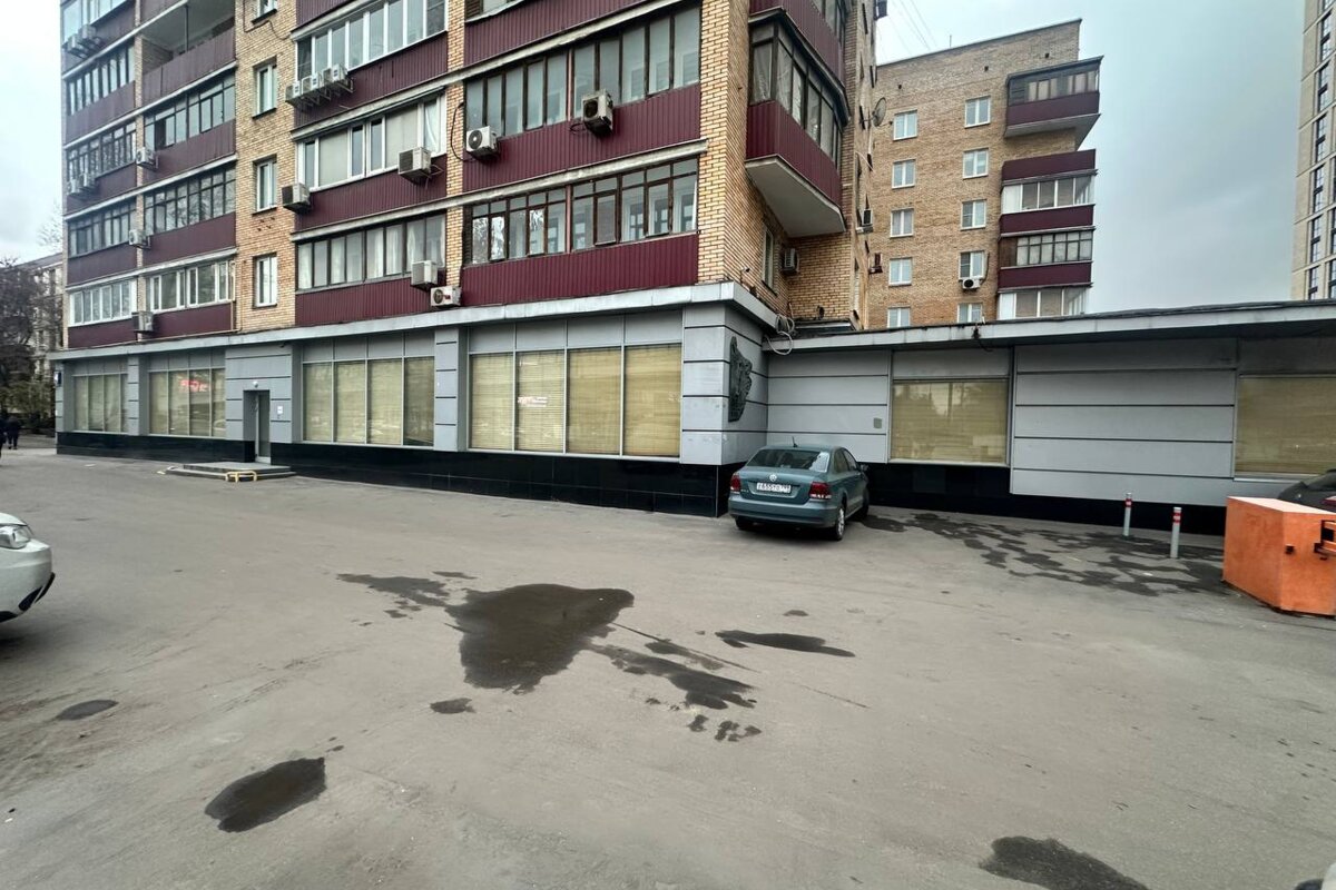 Аренда торгового помещения в районе метро Динамо 