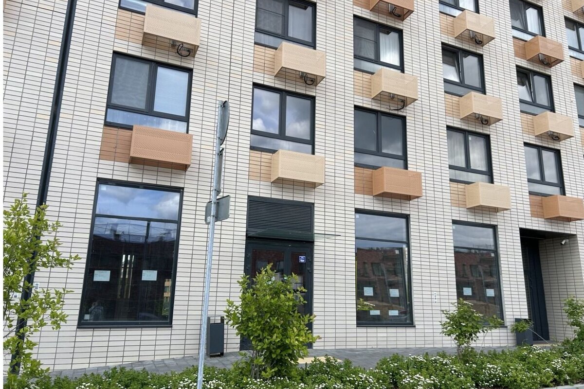 Продажа торгового помещения в ЖК "Середневский Лес" 