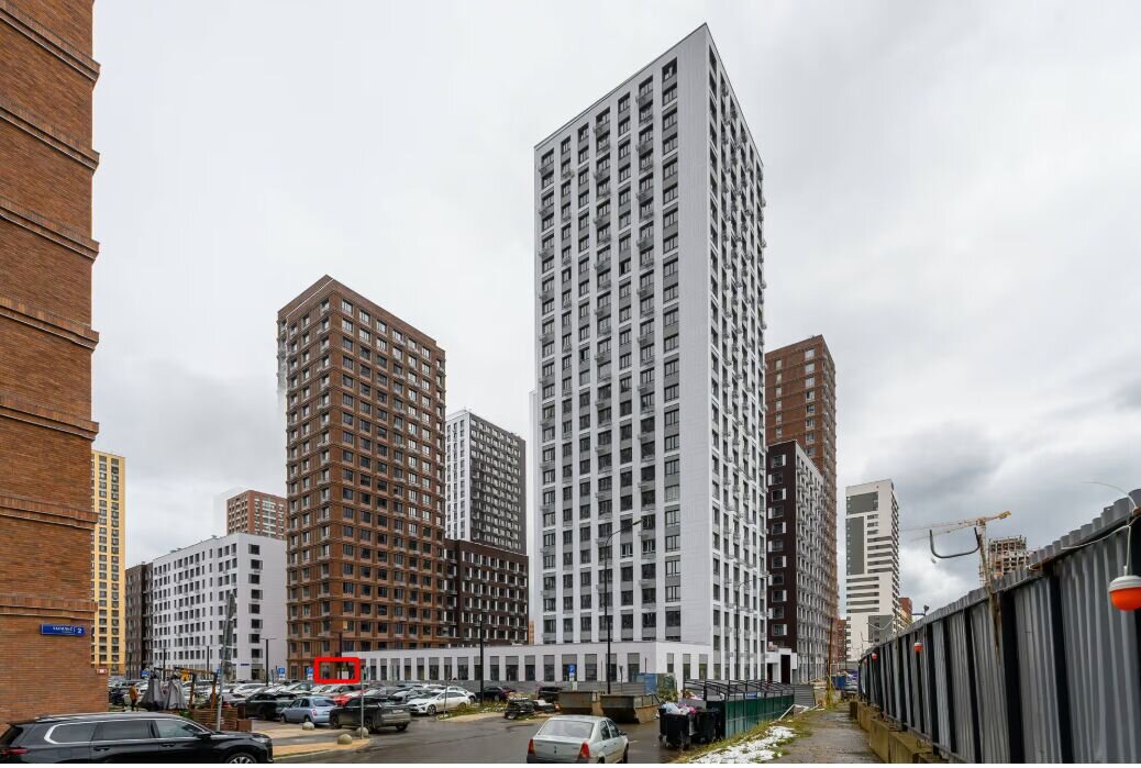 Продажа помещения в жилом комплексе Сиреневый парк