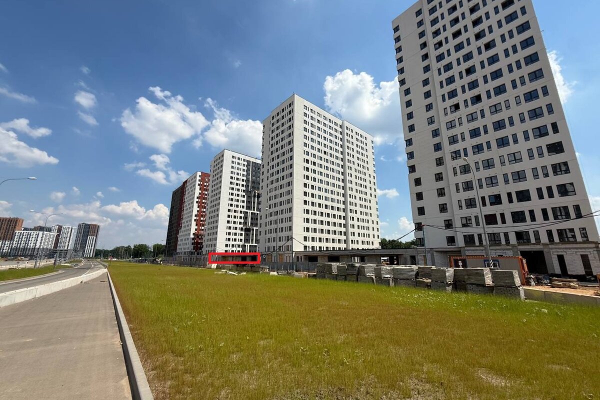 Продажа помещения под супермаркет в Первом Московском