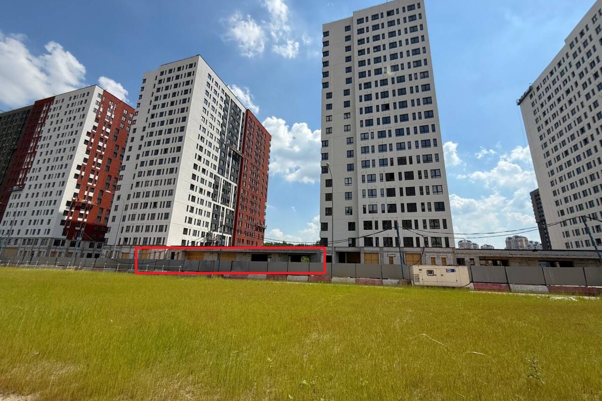 Продажа помещения под супермаркет в Первом Московском