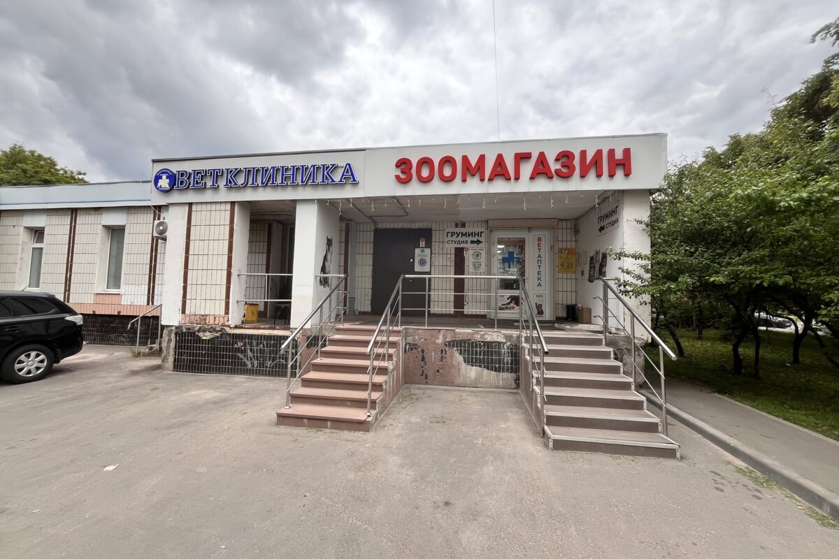 Продажа торгового здания с арендаторами