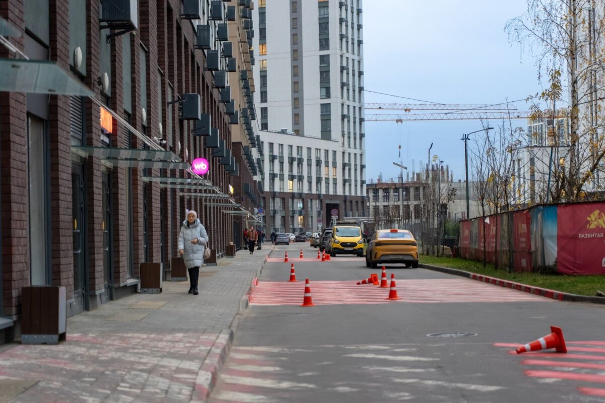 Продажа помещения с арендатором "Строймаг" в ЖК Лучи