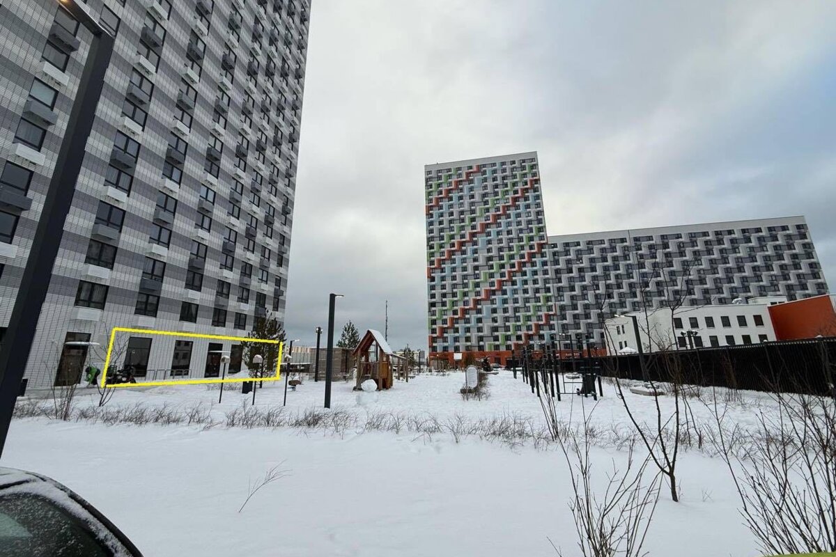Продажа торгового помещения в ЖК "Римского-Корсакова"