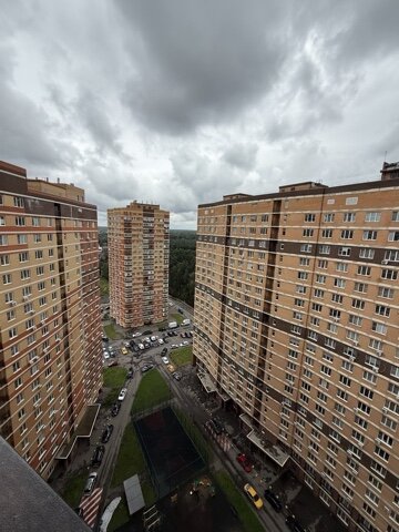 Продажа помещения с арендатором Красное и Белое