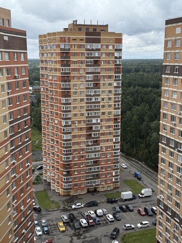 Продажа помещения с арендатором Красное и Белое