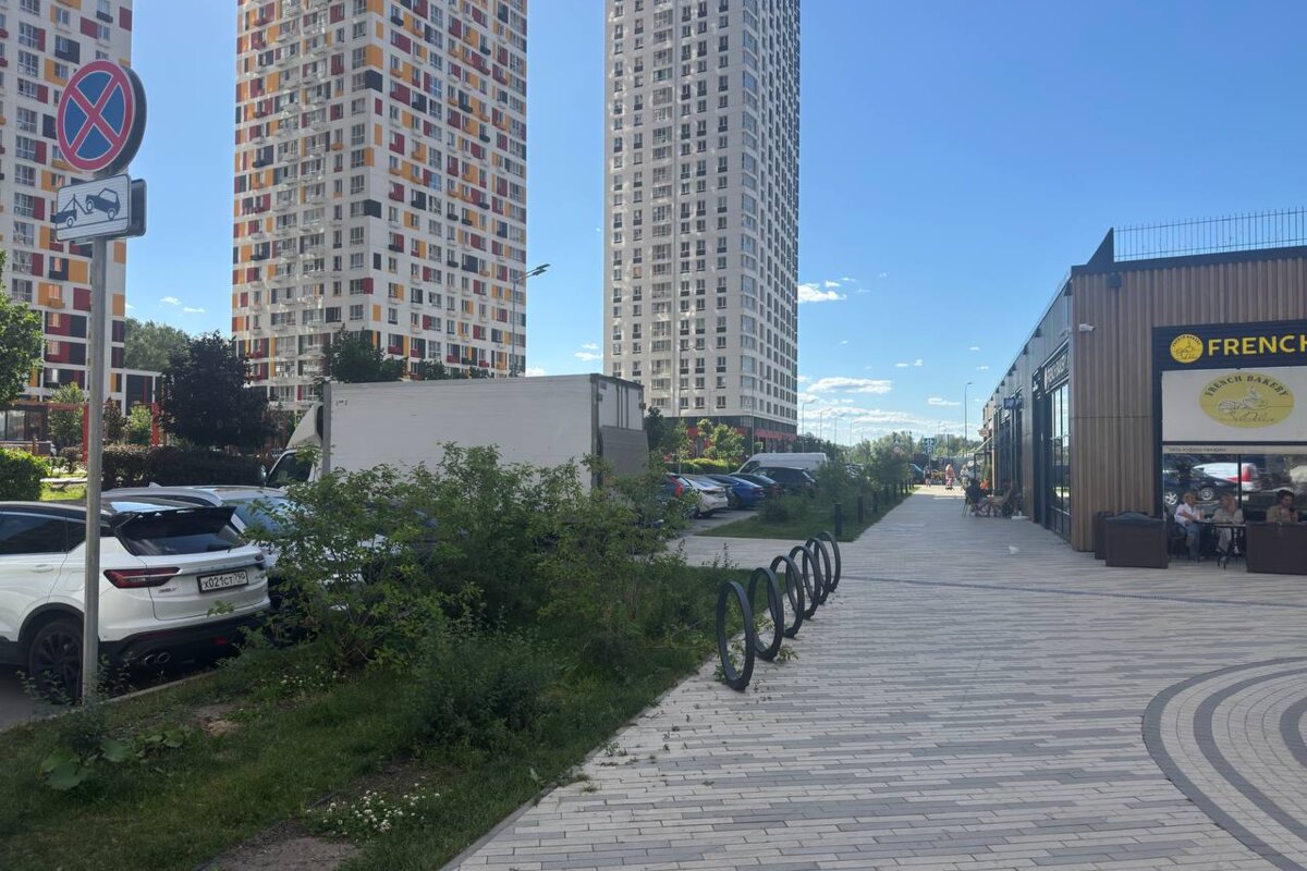 Продажа помещения с арендатором в центре ЖК "Спутник"