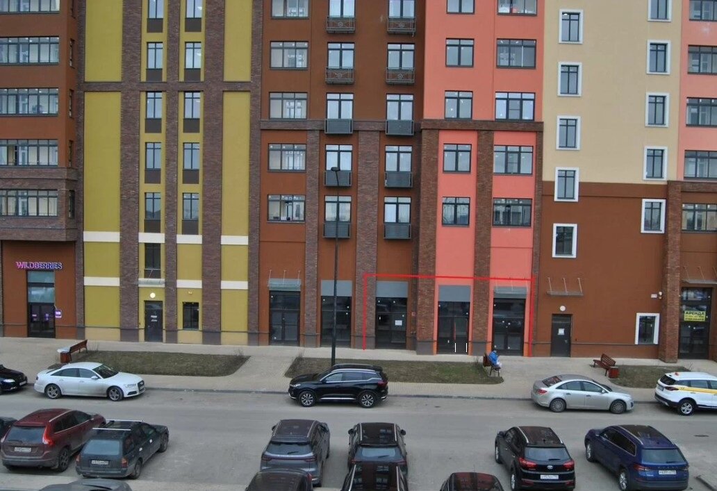 Продажа торгового помещения в ЖК "Римский"