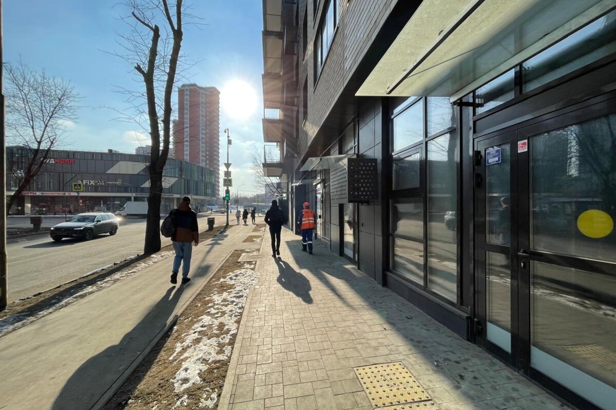 Аренда торгового помещения у метро Нагорная