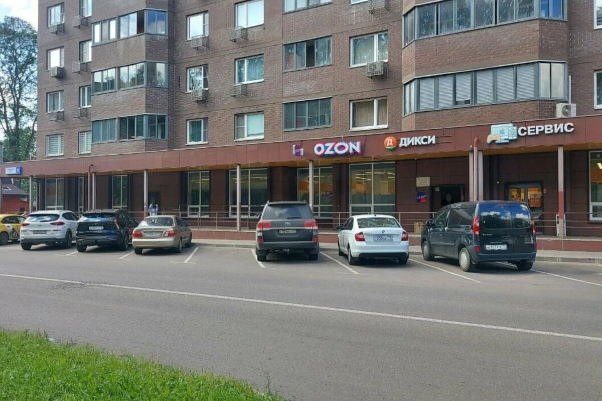 Продажа помещения с магазином "Дикси" в г. Люберцы
