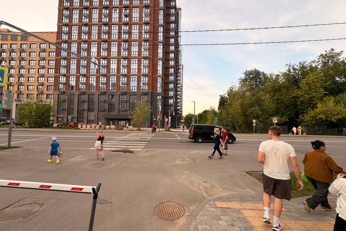 Продажа помещения на трафике с арендатором "Здрасте"