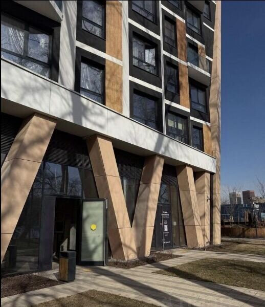 Продажа торгового помещения в ЖК "level Стрешнево"