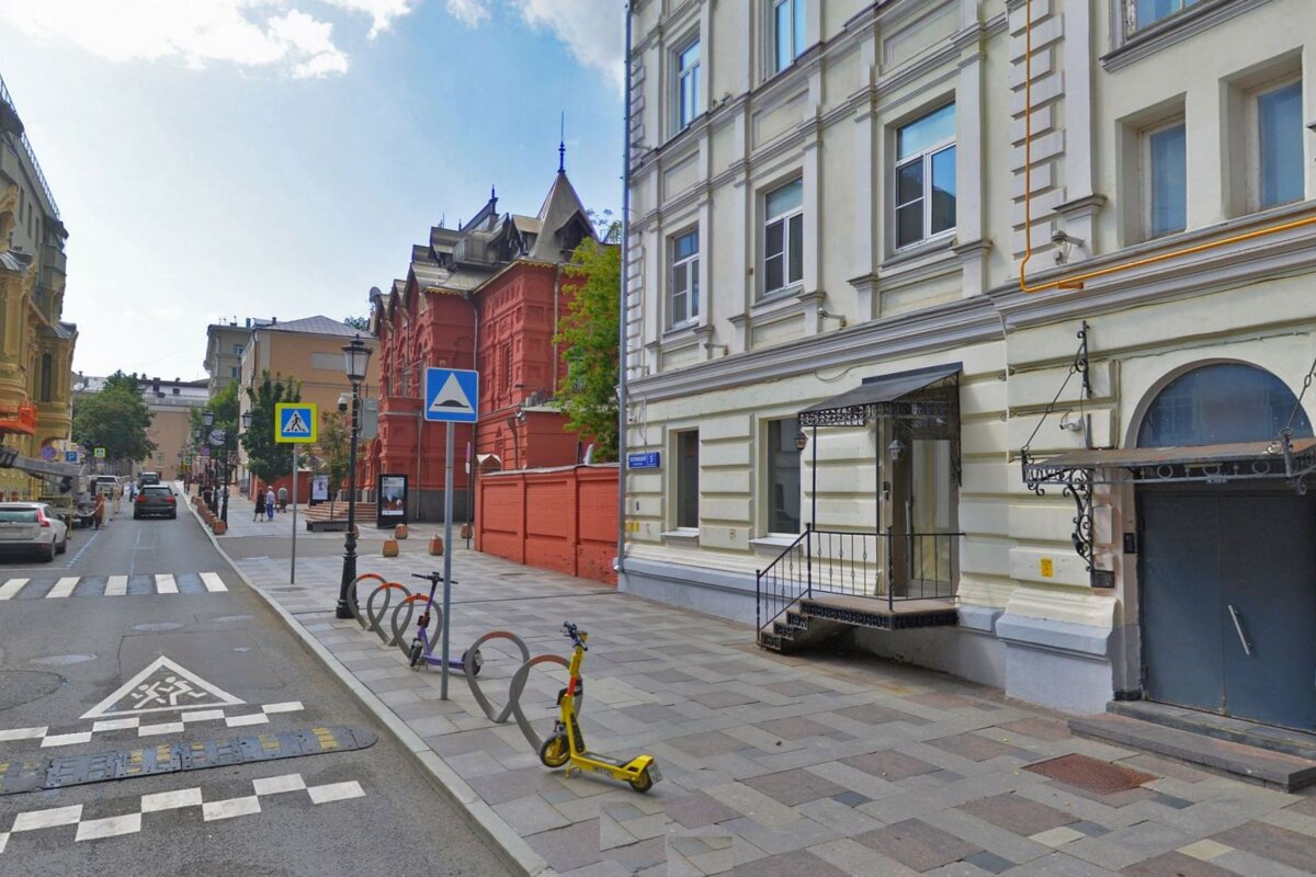 Аренда коммерческого помещения в Петровском переулке