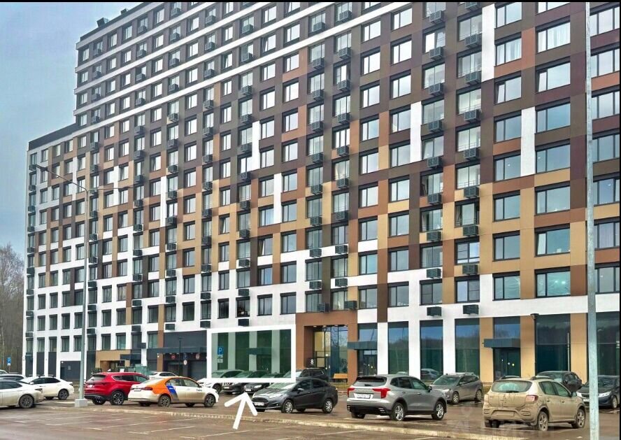 Продажа торгового помещения в Левел Лесной